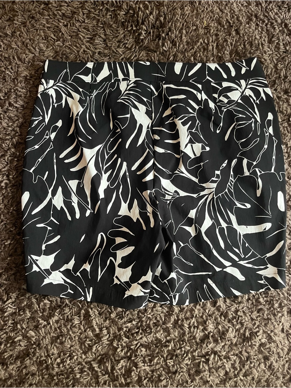 Rafaella Black and White Tropical Print Stretch Shorts